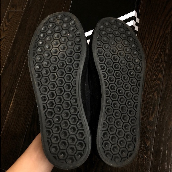 Adidas All Black Shoes - Picture 4 of 4